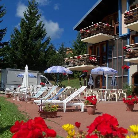 Le De Bisanne Aparthotel 2*