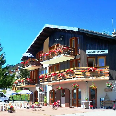 Le De Bisanne 2* Les Saisies